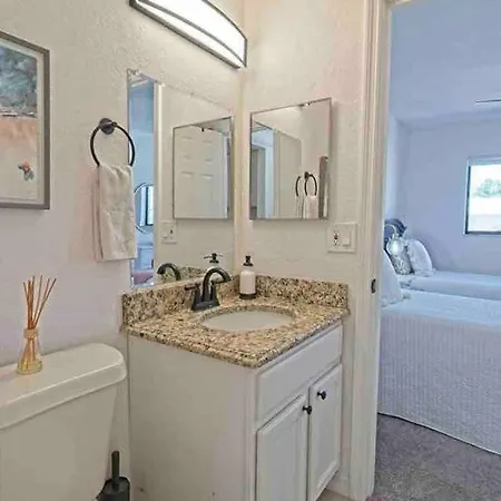 Villa Shamrock Park, Legacy Trail And Manasota Key! à Venice Extérieur photo