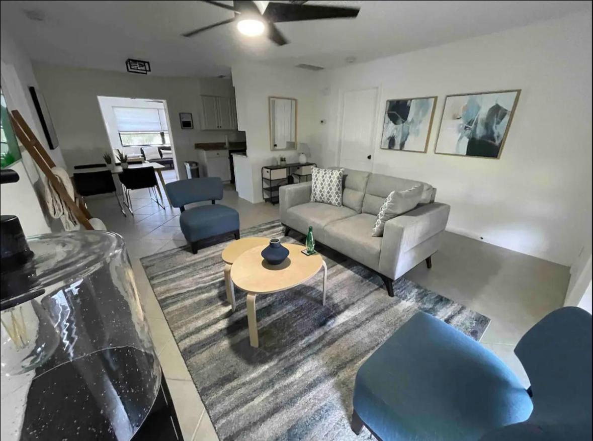 Shamrock Park, Legacy Trail And Manasota Key! Hébergement de vacances Venice