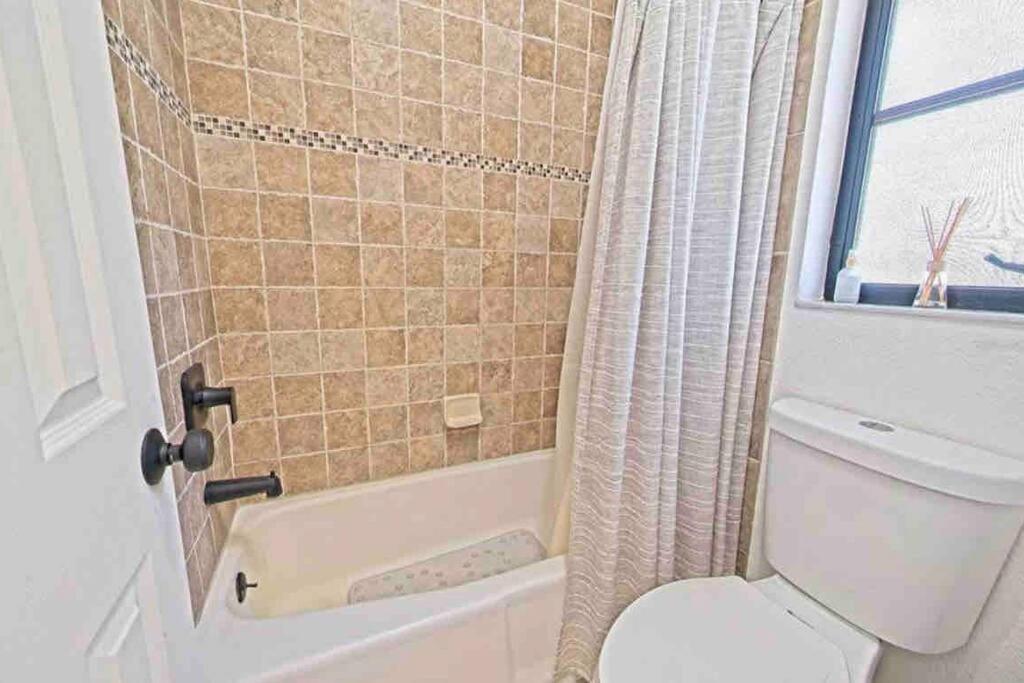Shamrock Park, Legacy Trail And Manasota Key! Casa vacanze Venice
